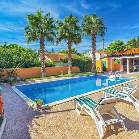 Villa Rasotica